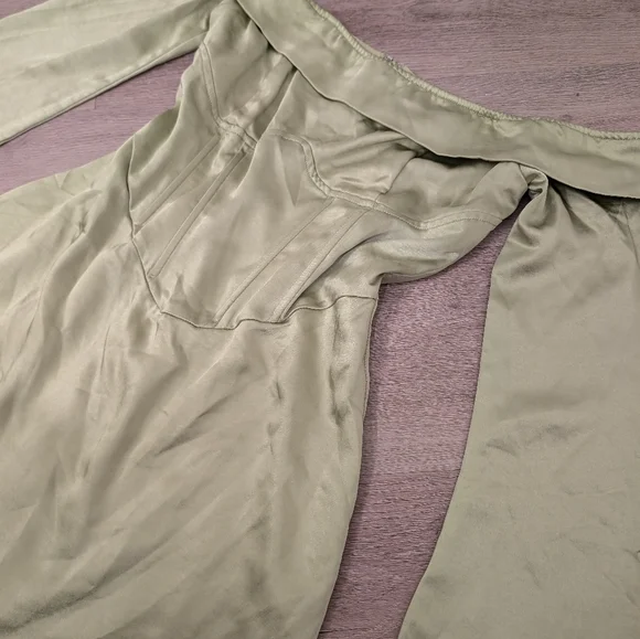 NWT Princess Polly Mayla Corset Mini Dress Green Off Shoulder Long Sleeve Size 6 - Picture 3 of 7